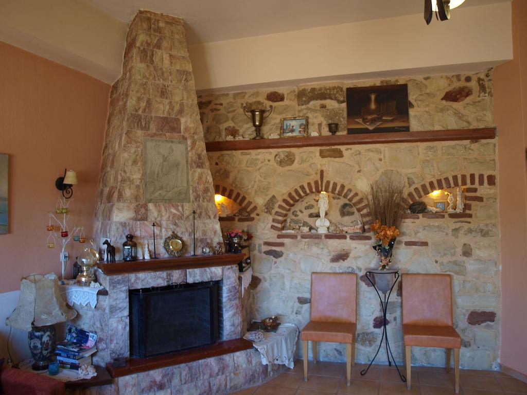 Εlegant Villa Liakos Pigí Habitación foto