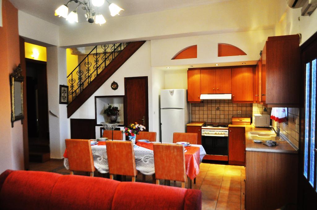 Εlegant Villa Liakos Pigí Exterior foto